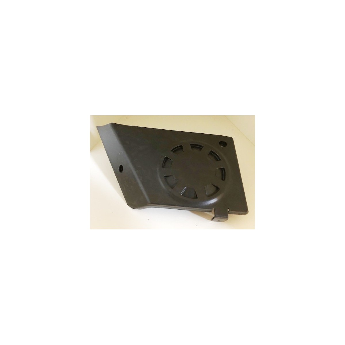 Cache moteur gauche pour Draisienne électrique BUD Mini E push 