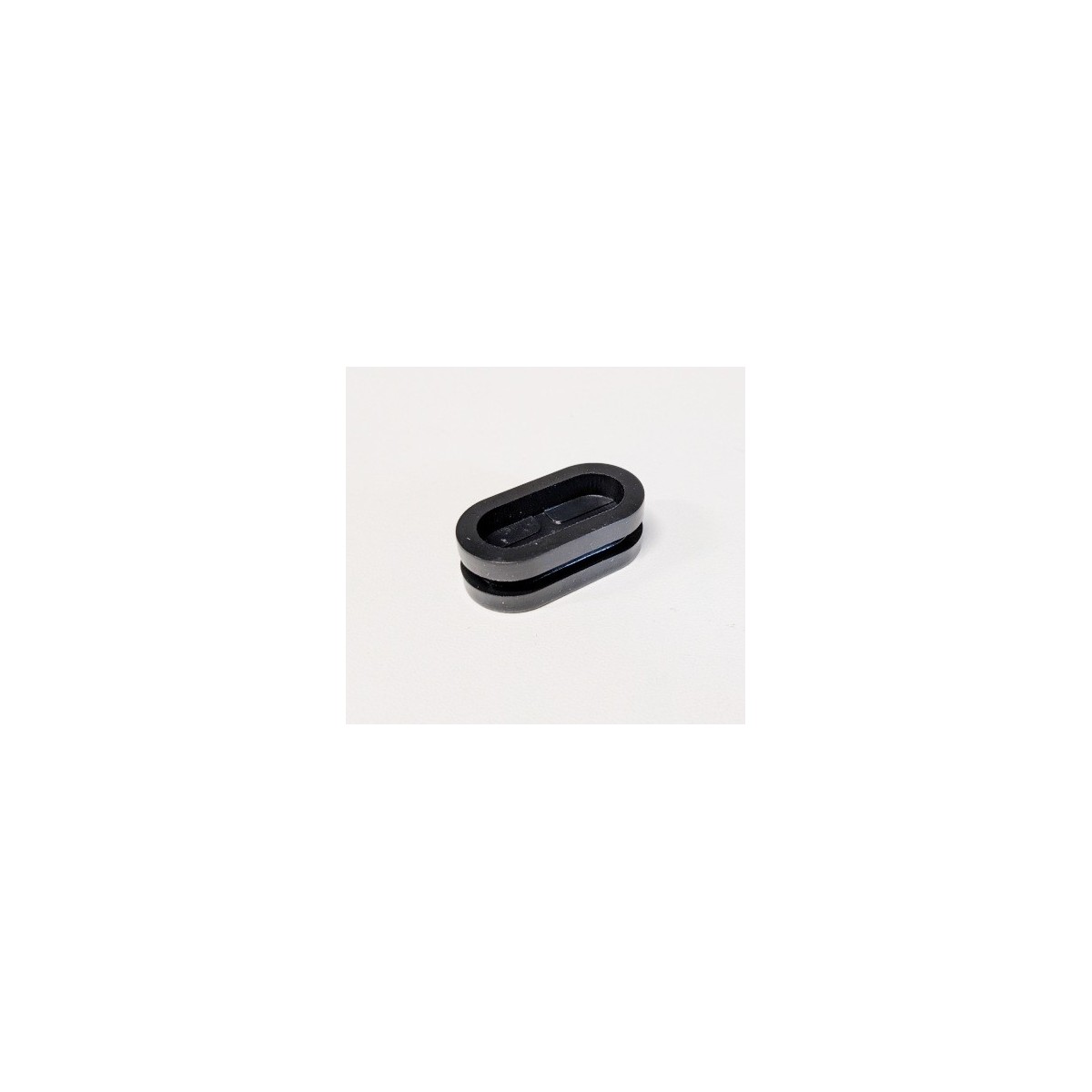 Passe cable caoutchouc pour Draisienne électrique BUD Mini E push 