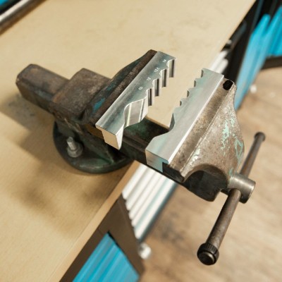 Outil de serrage de fourche 