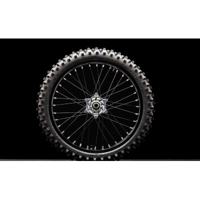 Roue arriere complète avec pneu 18" Stark Varg 